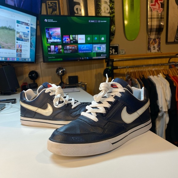 Nike Delta Force Low Men's Size 8.5 Navy Blue White ( 370543-411 ) - Picture 2 of 10